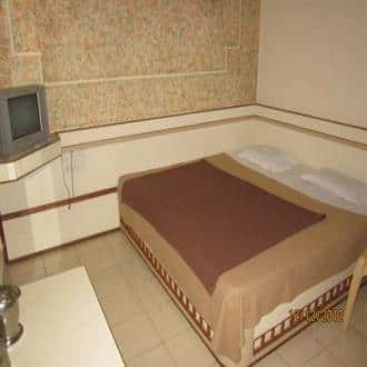 Budget Hotel Near Panchgani Market, Panchgani 4